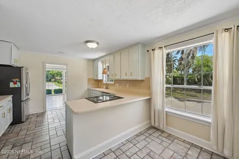 2254 Smullian Trail N Jacksonville FL 32217