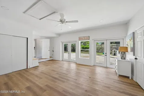 2254 Smullian Trail N Jacksonville FL 32217