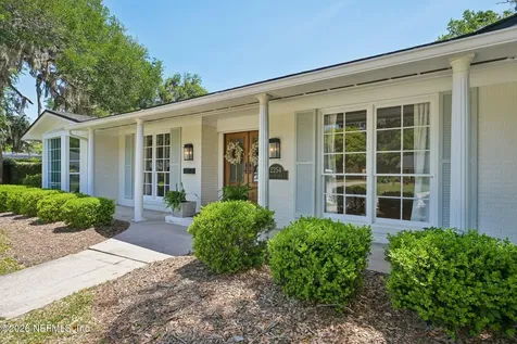 2254 Smullian Trail N Jacksonville FL 32217
