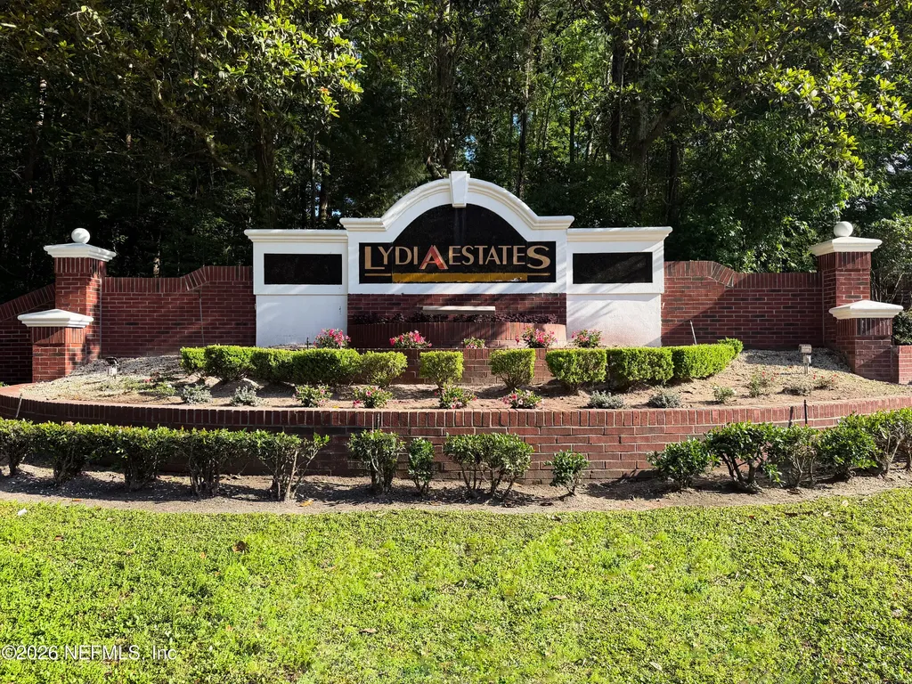 10842 Lydia Estates Drive Jacksonville FL 32218
