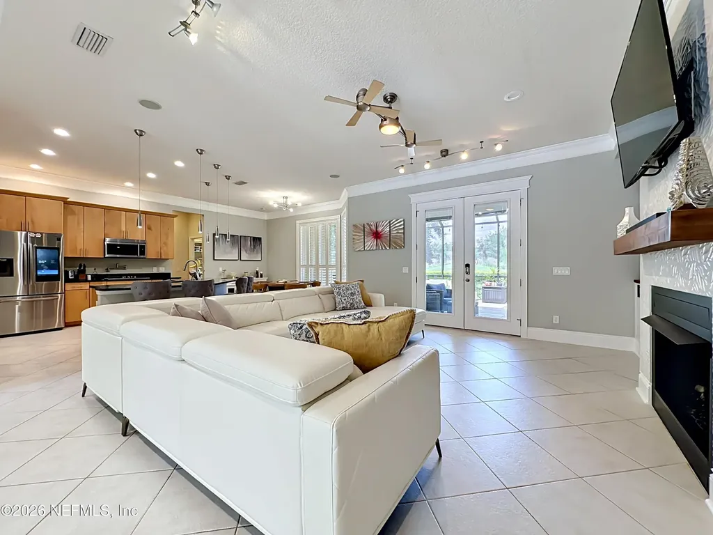 3732 Creek Hollow Middleburg FL 32068