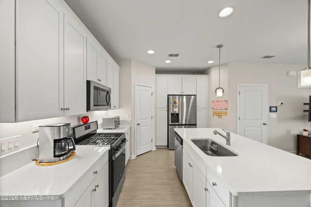 296 Brandon Lakes Drive Jacksonville FL 32223