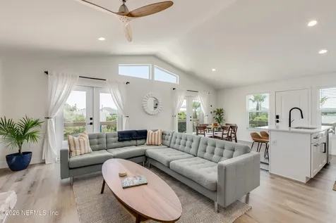 5069 Alta Vista Avenue St. Augustine FL 32080