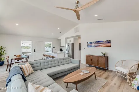 5069 Alta Vista Avenue St. Augustine FL 32080