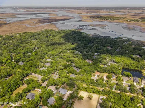 96026 High Pointe Drive Fernandina Beach FL 32034