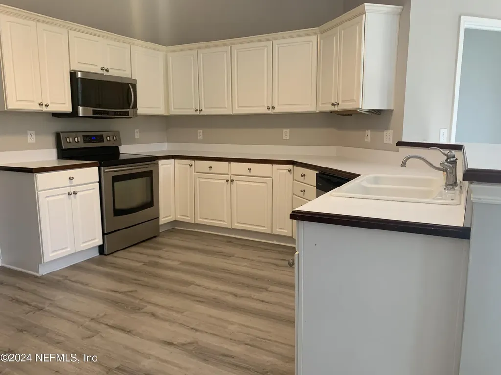 524 Lighthouse Court Neptune Beach FL 32266