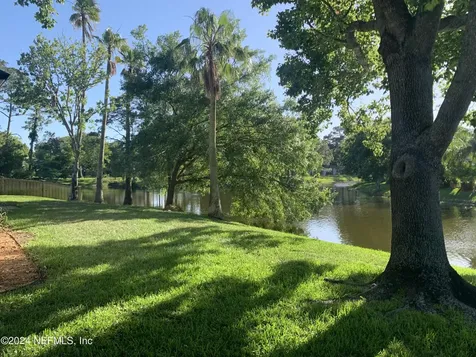 524 Lighthouse Court Neptune Beach FL 32266