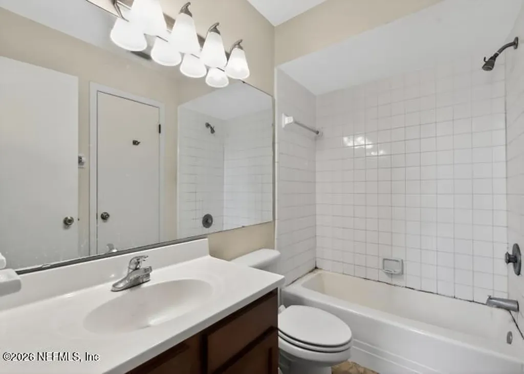 1101 W Defender Court Jacksonville FL 32233