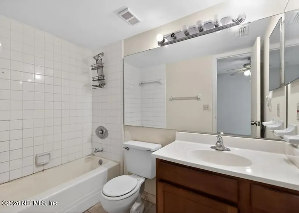 1101 W Defender Court Jacksonville FL 32233