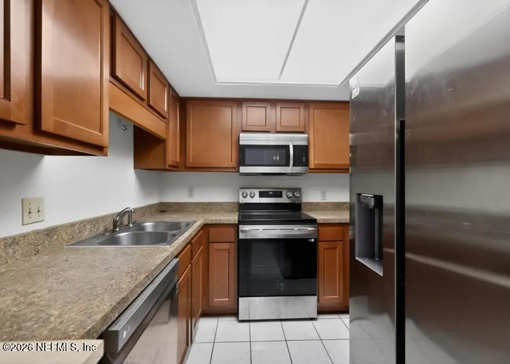 1101 W Defender Court Jacksonville FL 32233