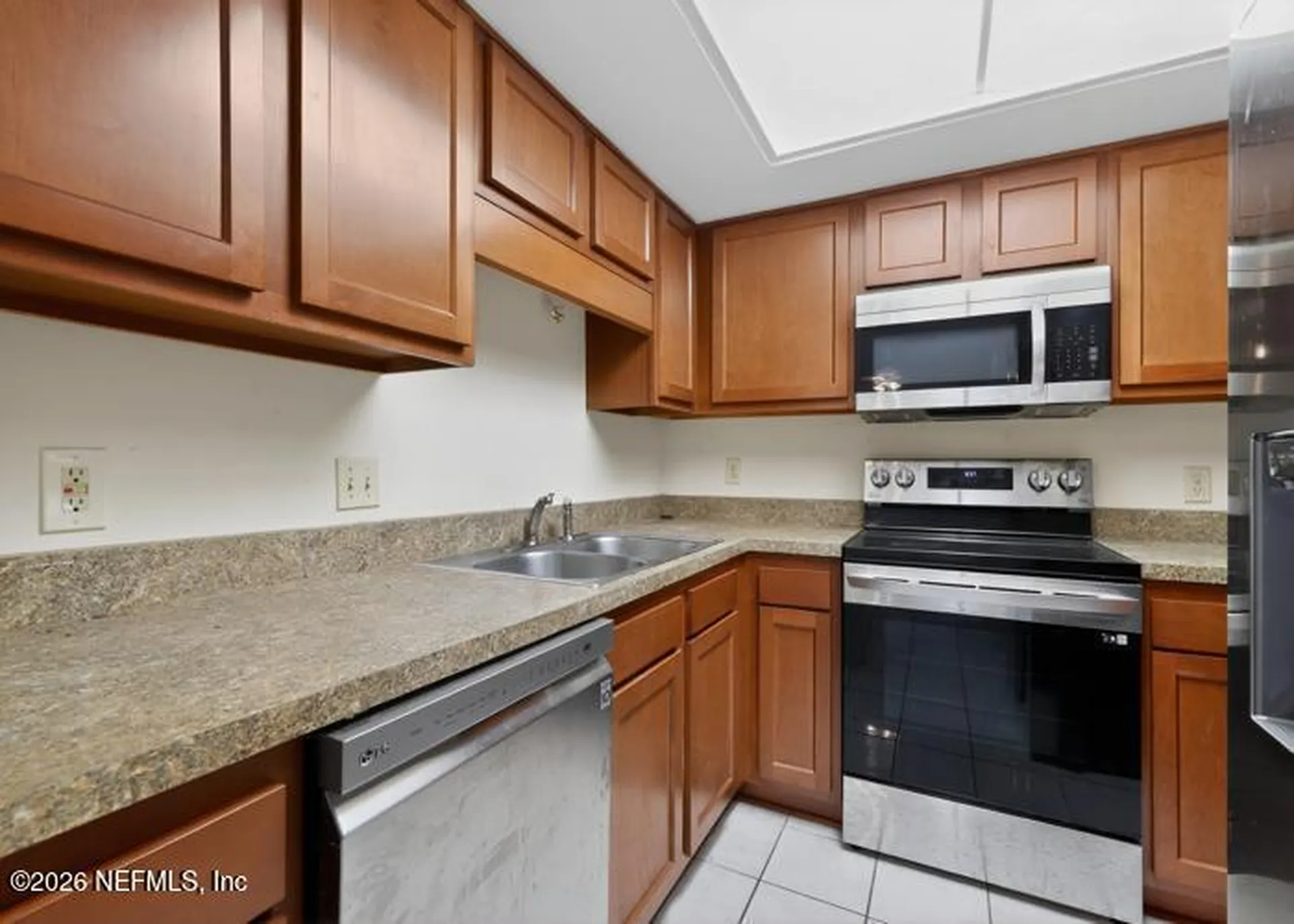 1101 W Defender Court Jacksonville FL 32233