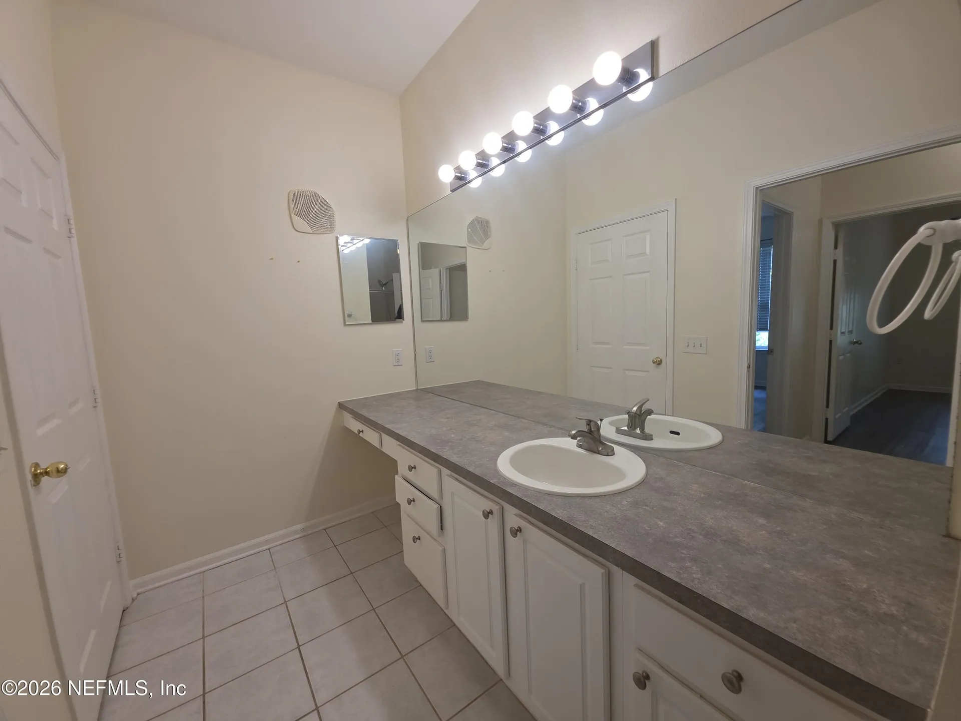 10550 Baymeadows Road Jacksonville FL 32256