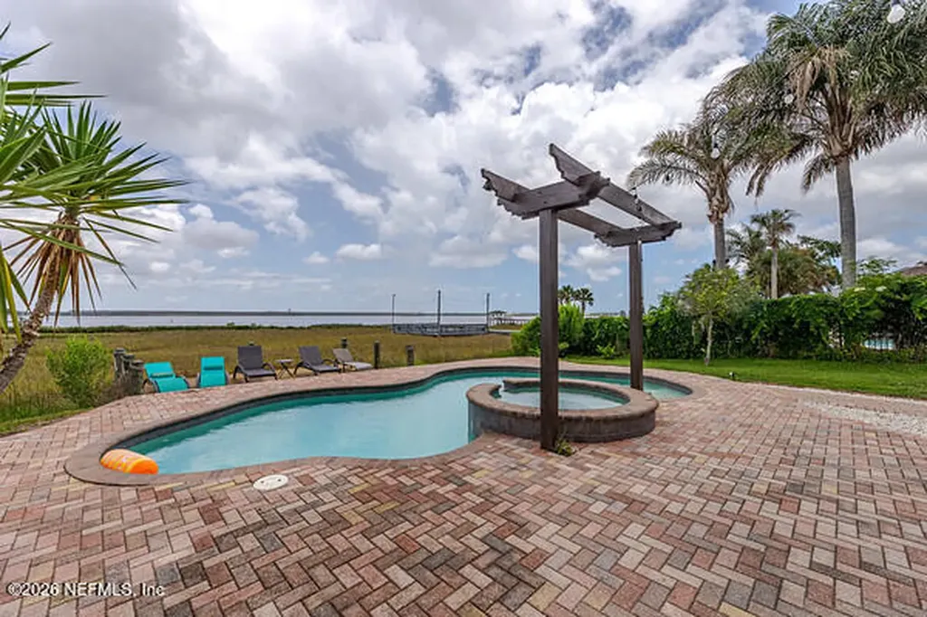 4344 Boat Club Drive Jacksonville FL 32277