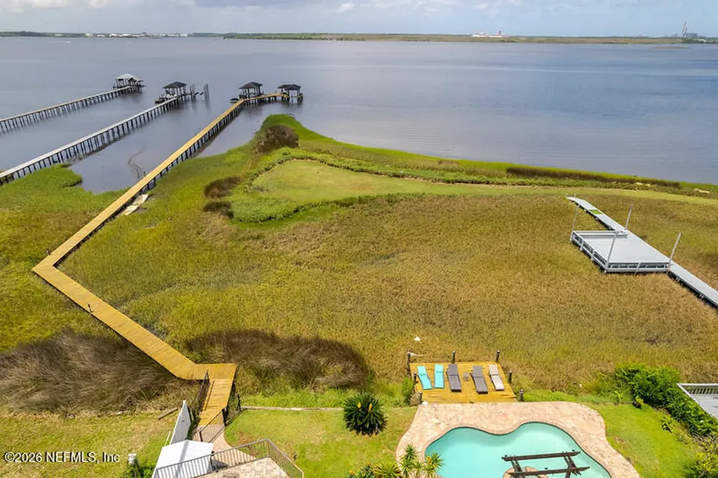 4344 Boat Club Drive Jacksonville FL 32277