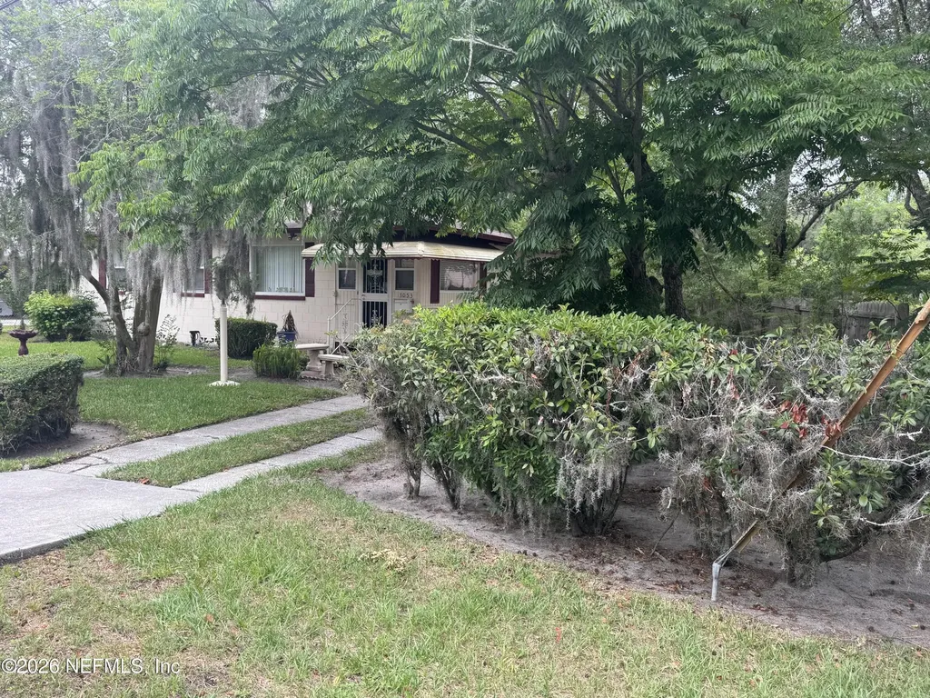 3053 Ray Road Jacksonville FL 32209