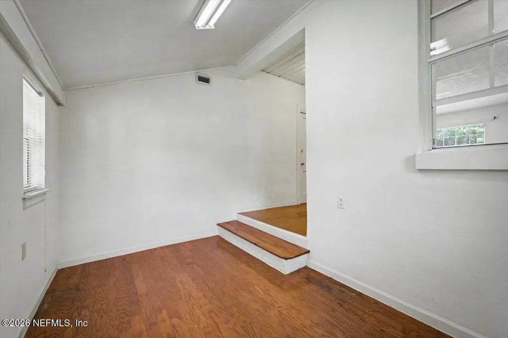 4252 Pinewood Avenue Jacksonville FL 32207