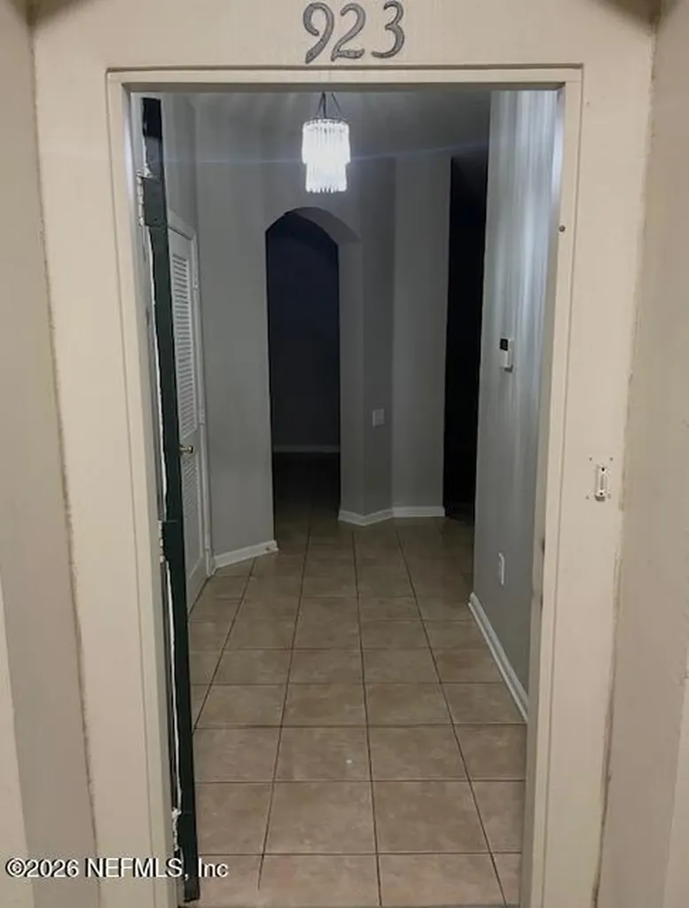 7990 Baymeadows Road Jacksonville FL 32256