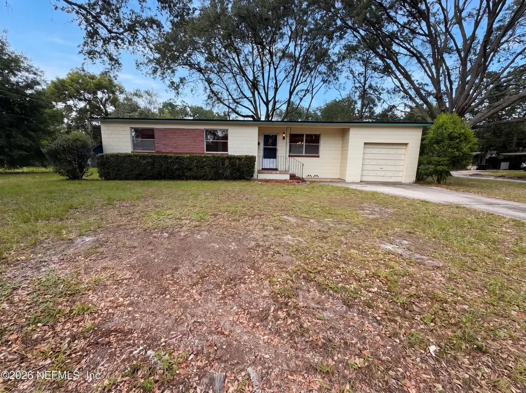 7073 Cotillion Road N Jacksonville FL 32211