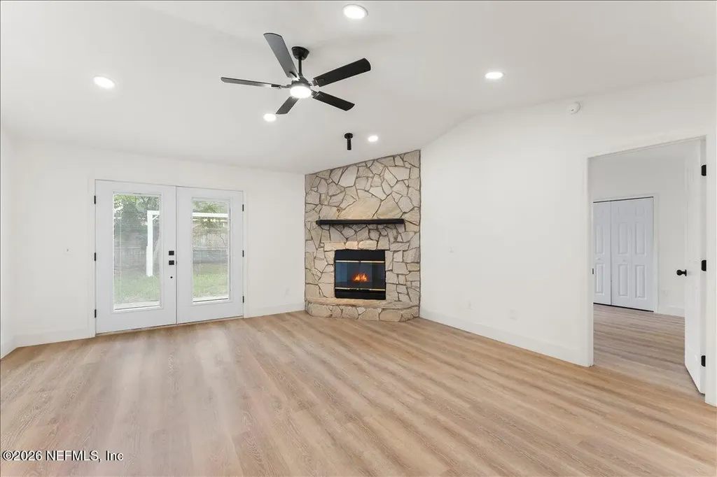640 Radnor Lane Jacksonville FL 32221