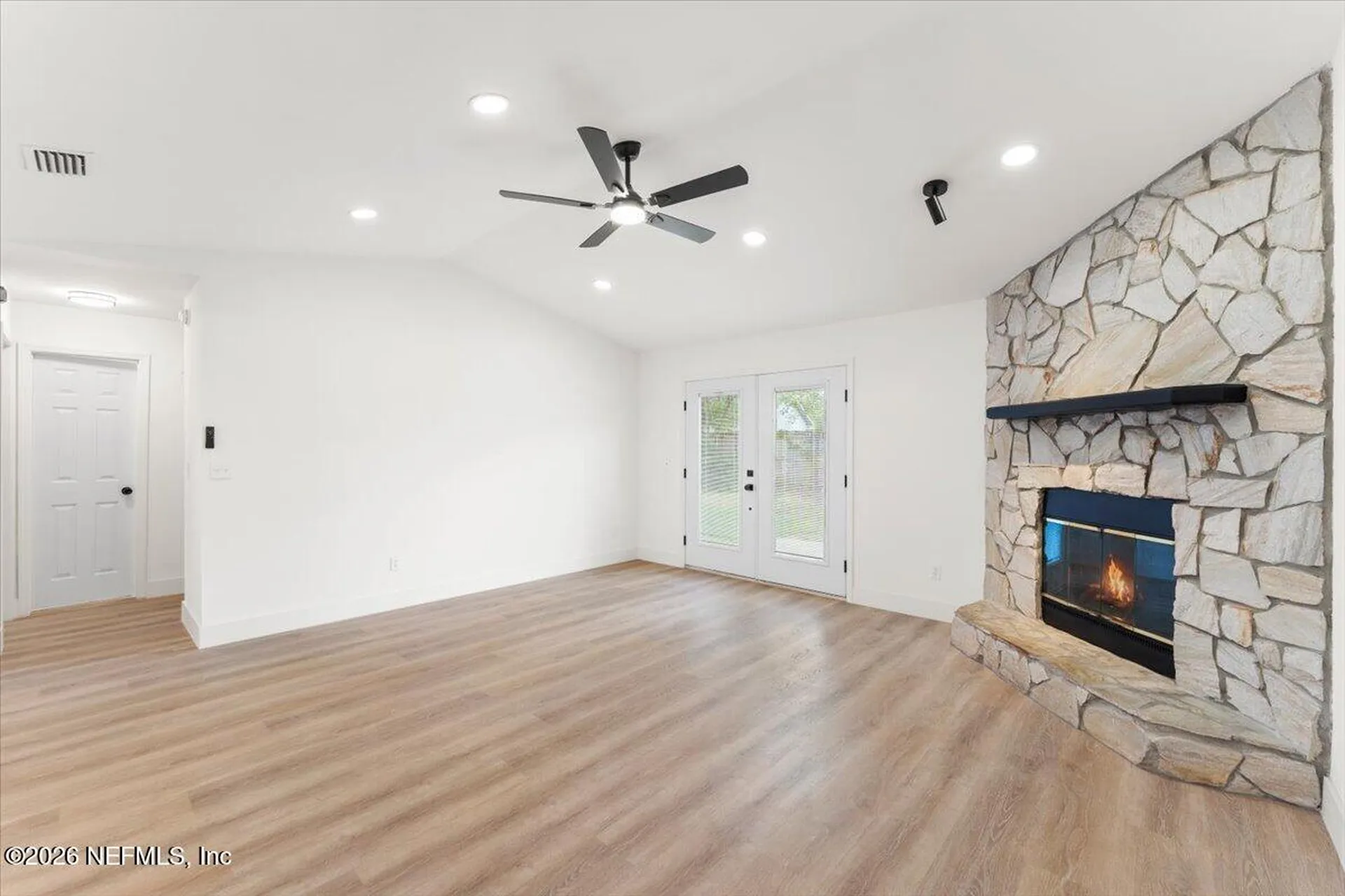 640 Radnor Lane Jacksonville FL 32221