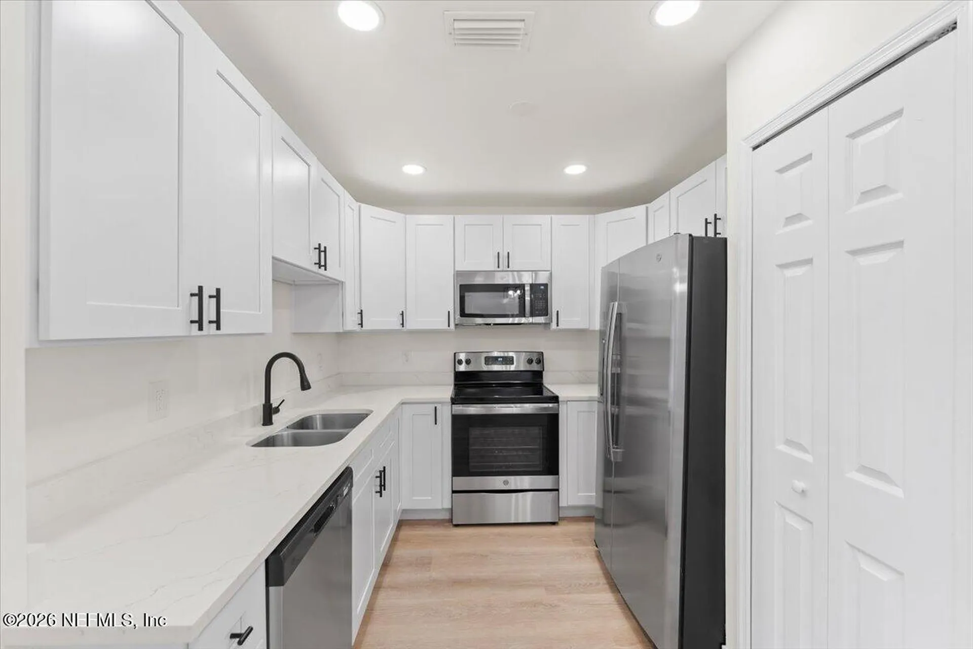 640 Radnor Lane Jacksonville FL 32221