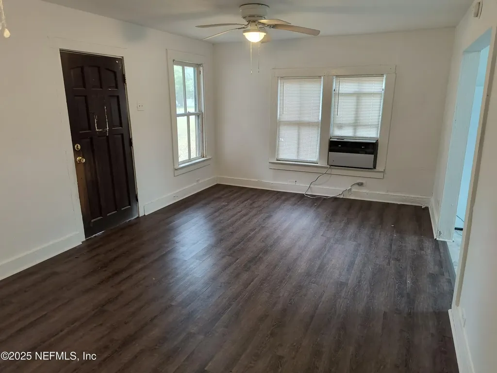 524 St Clair Street Starke FL 32091