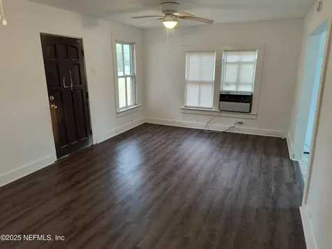 524 St Clair Street Starke FL 32091
