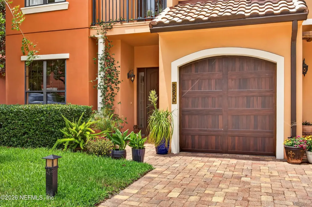 8850 La Terrazza Place Jacksonville FL 32217