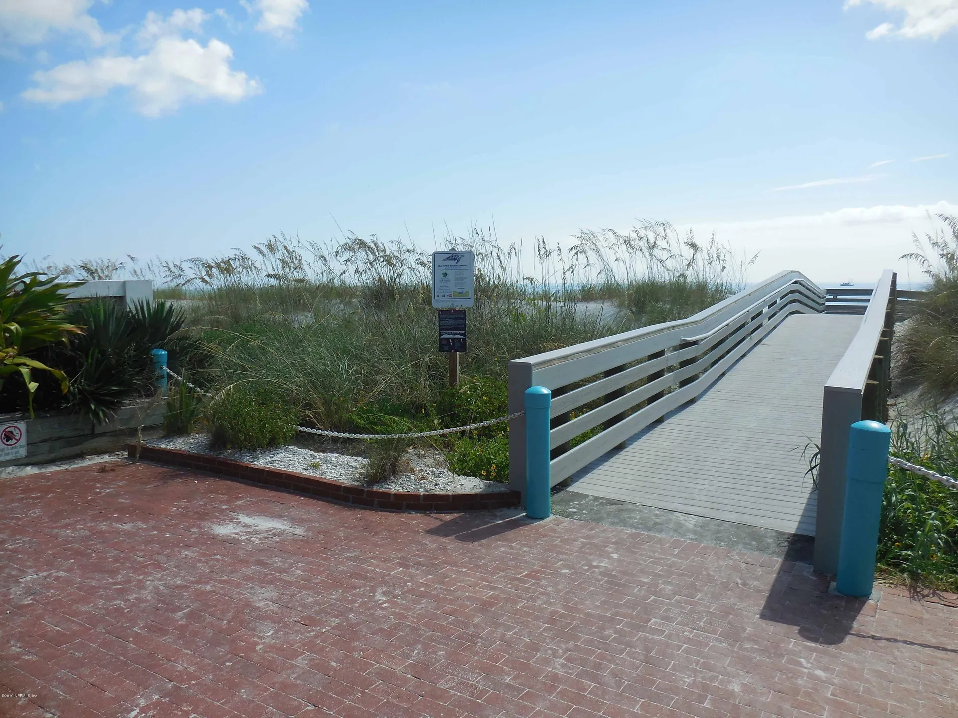 10 10th Street Atlantic Beach FL 32233
