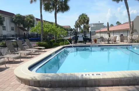 10 10th Street Atlantic Beach FL 32233