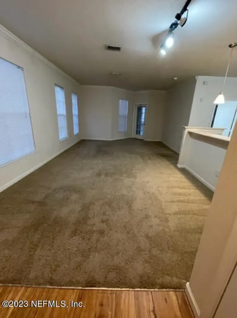 8290 Gate Parkway W Jacksonville FL 32216