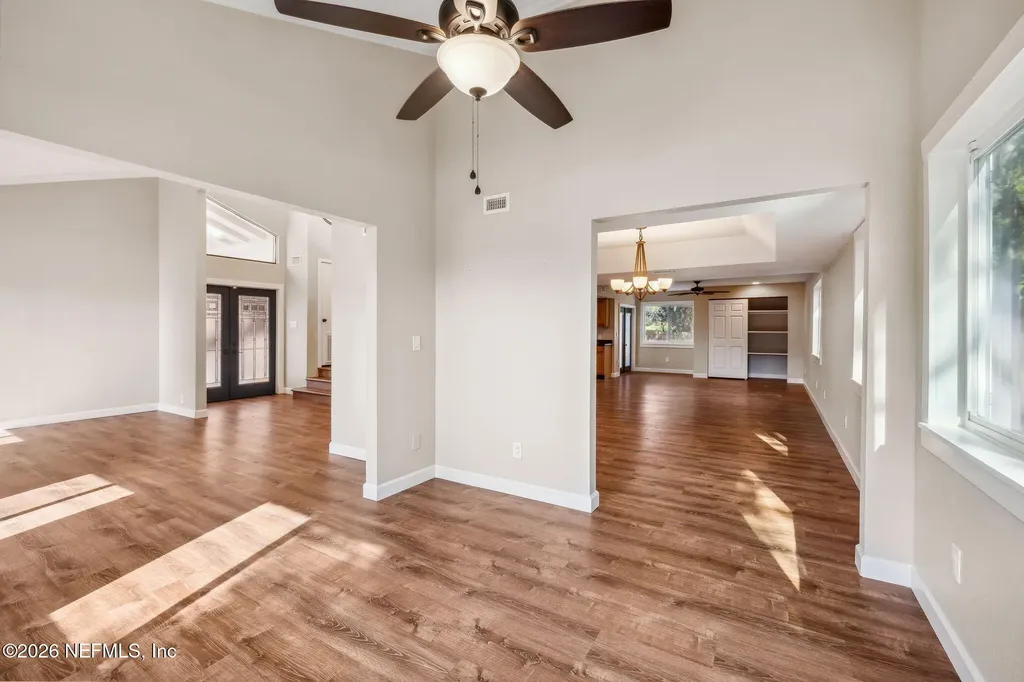 4425 Beacon Drive W Jacksonville FL 32225