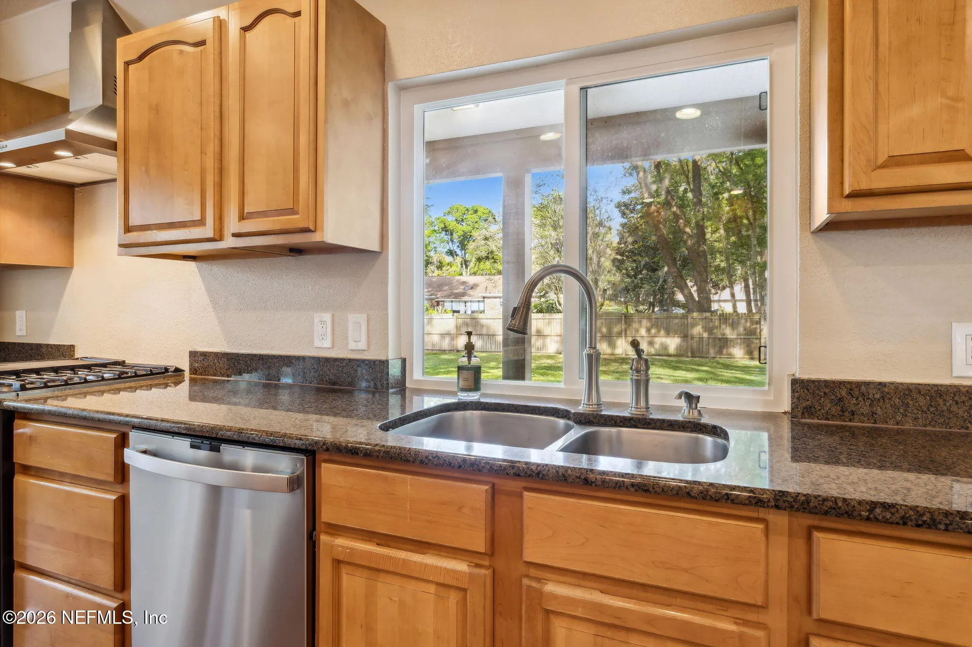 4425 Beacon Drive W Jacksonville FL 32225