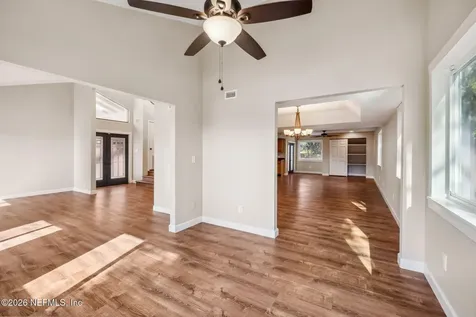 4425 Beacon Drive W Jacksonville FL 32225