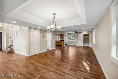 4425 Beacon Drive W Jacksonville FL 32225