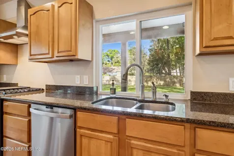 4425 Beacon Drive W Jacksonville FL 32225