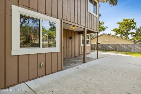4425 Beacon Drive W Jacksonville FL 32225