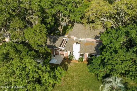 4425 Beacon Drive W Jacksonville FL 32225