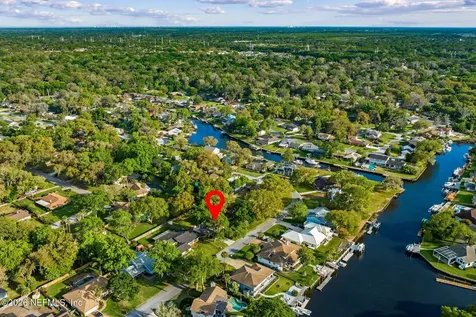 4425 Beacon Drive W Jacksonville FL 32225