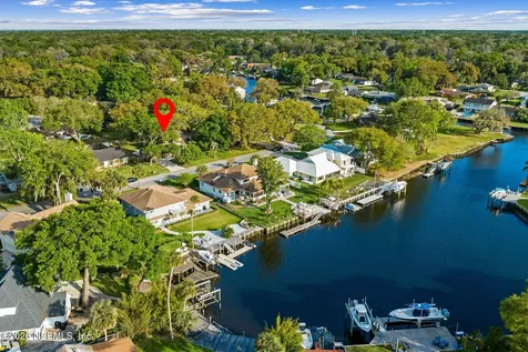 4425 Beacon Drive W Jacksonville FL 32225