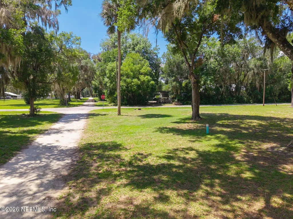 00 Front Street Welaka FL 32193
