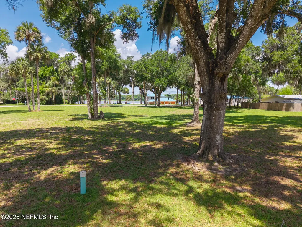 00 Front Street Welaka FL 32193