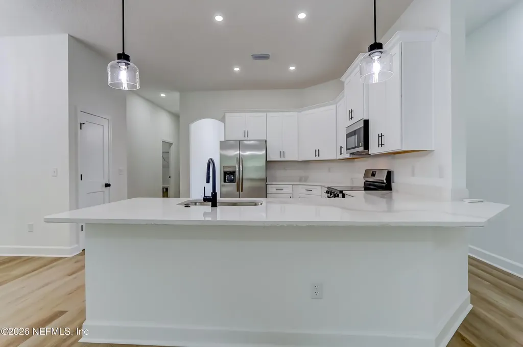 223 S 7th Street Macclenny FL 32063