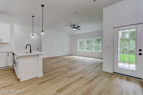 223 S 7th Street Macclenny FL 32063