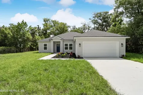223 S 7th Street Macclenny FL 32063