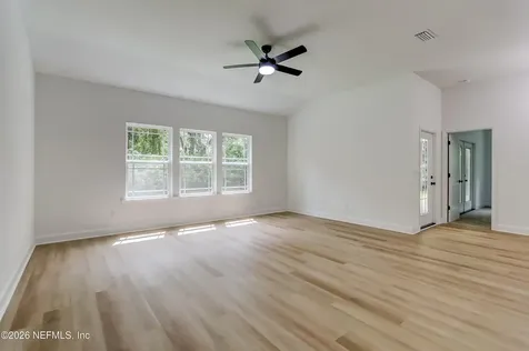 223 S 7th Street Macclenny FL 32063