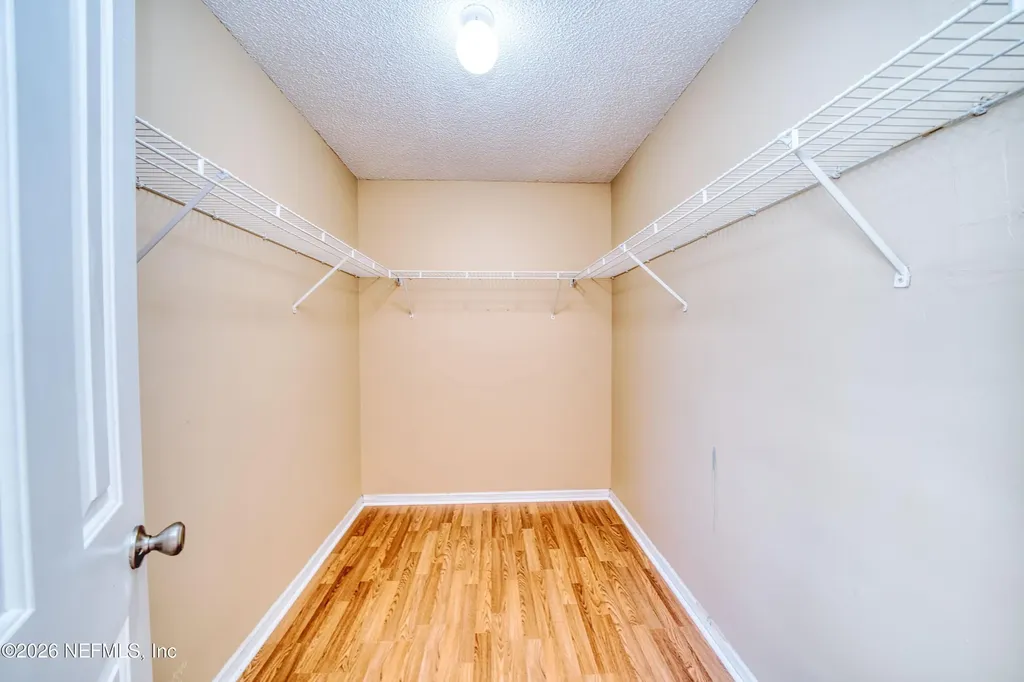 5628 Loma Vista Dr Drive W Davenport FL 33896