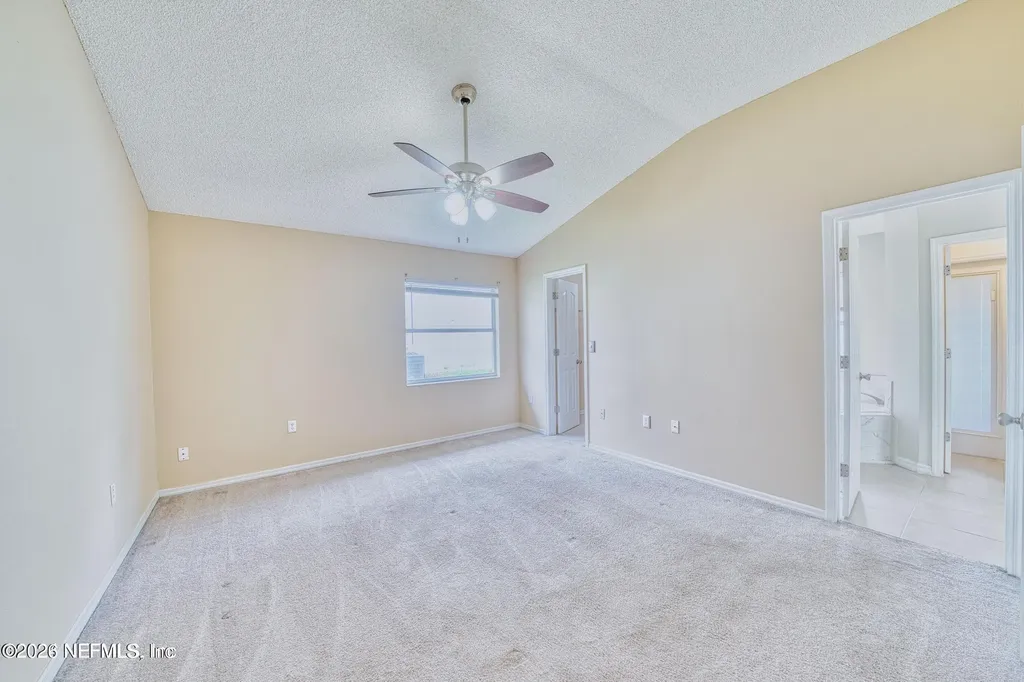 5628 Loma Vista Dr Drive W Davenport FL 33896