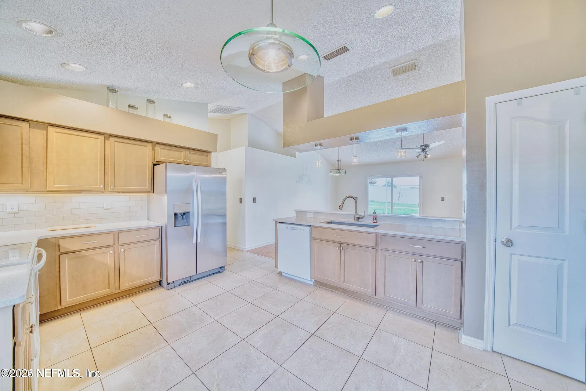 5628 Loma Vista Dr Drive W Davenport FL 33896