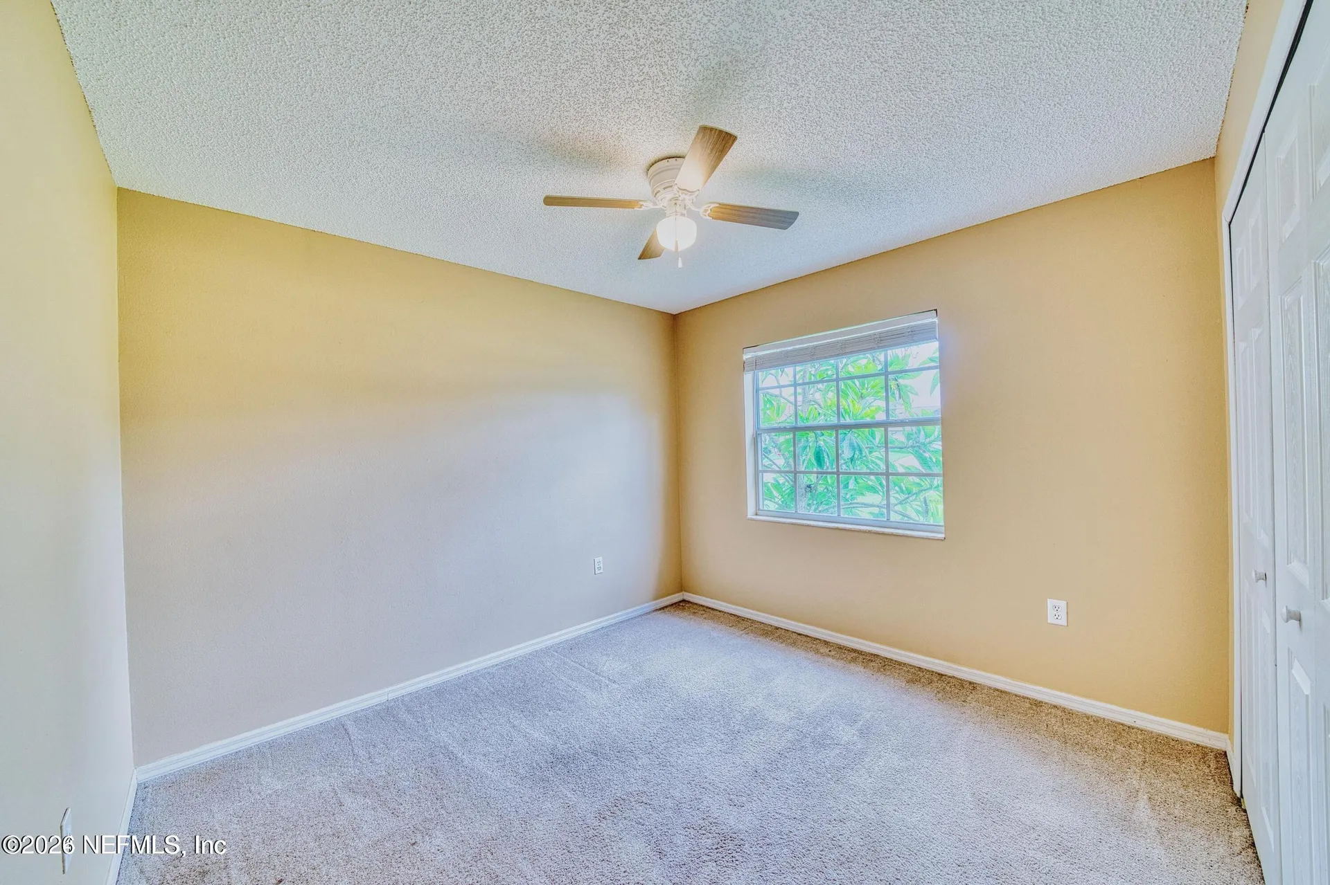 5628 Loma Vista Dr Drive W Davenport FL 33896